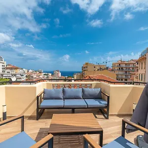 superbe-penthouse-proche-monaco-grande-terrasse.fr-provencehotel.com/